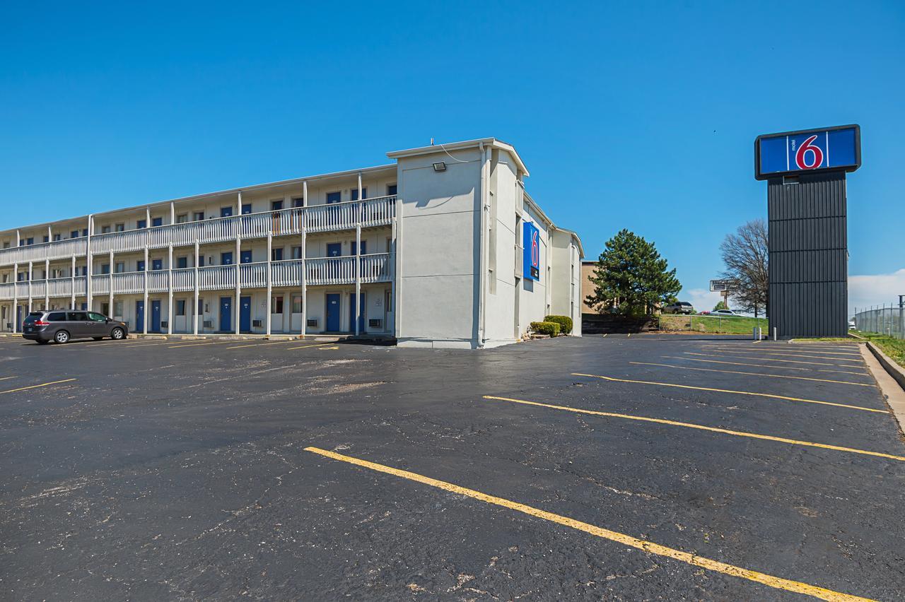 Motel 6-Blue Springs, Mo Exterior photo