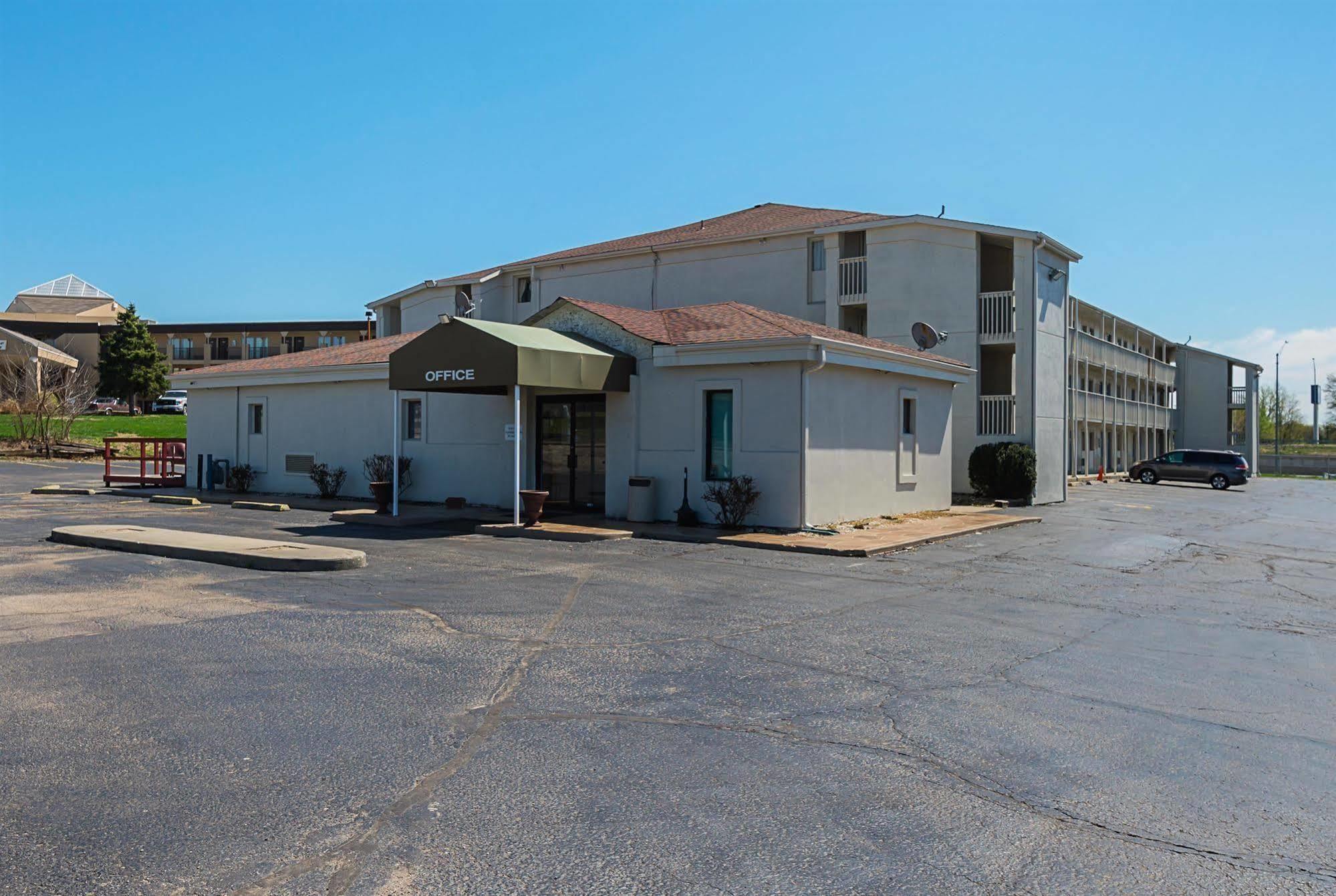 Motel 6-Blue Springs, Mo Exterior photo