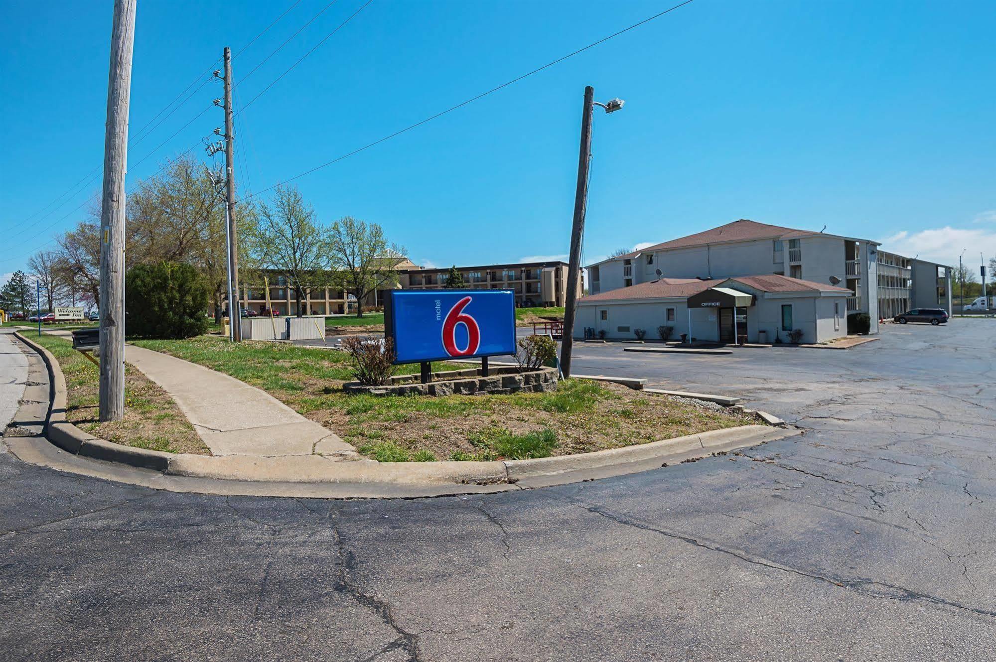 Motel 6-Blue Springs, Mo Exterior photo